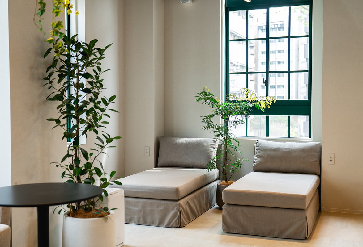 カウチ席 カウチ席